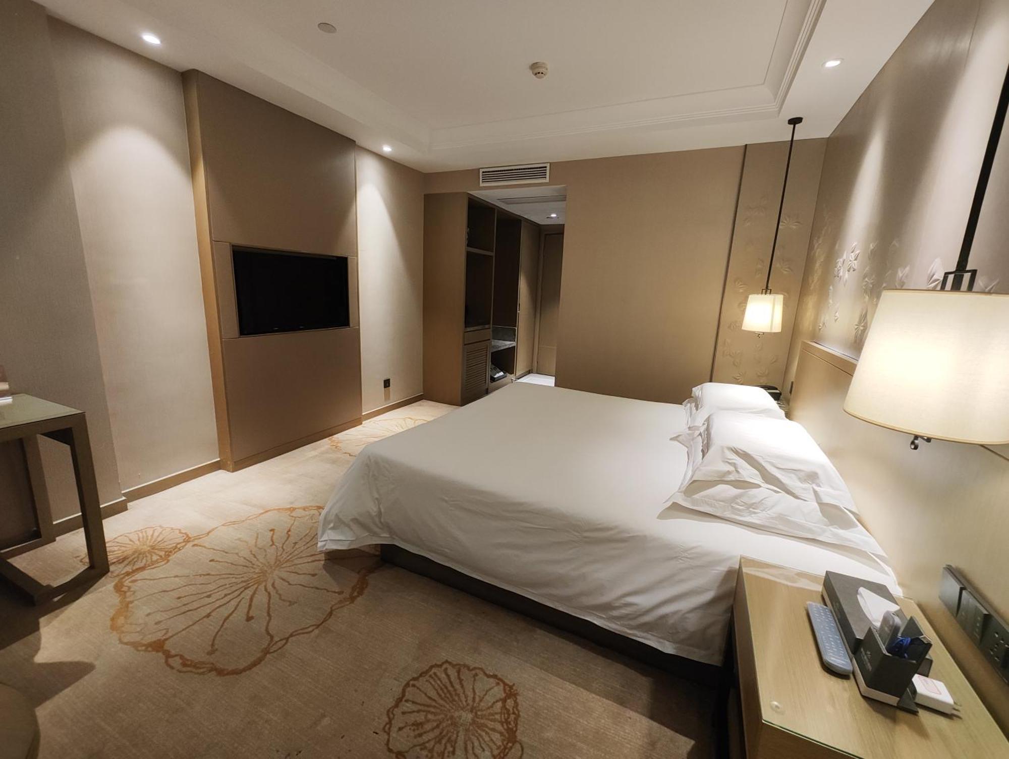 ยีวู บายแลนด์ สตาร์ โฮเต็ล Hotel อี้วู ภายนอก รูปภาพ