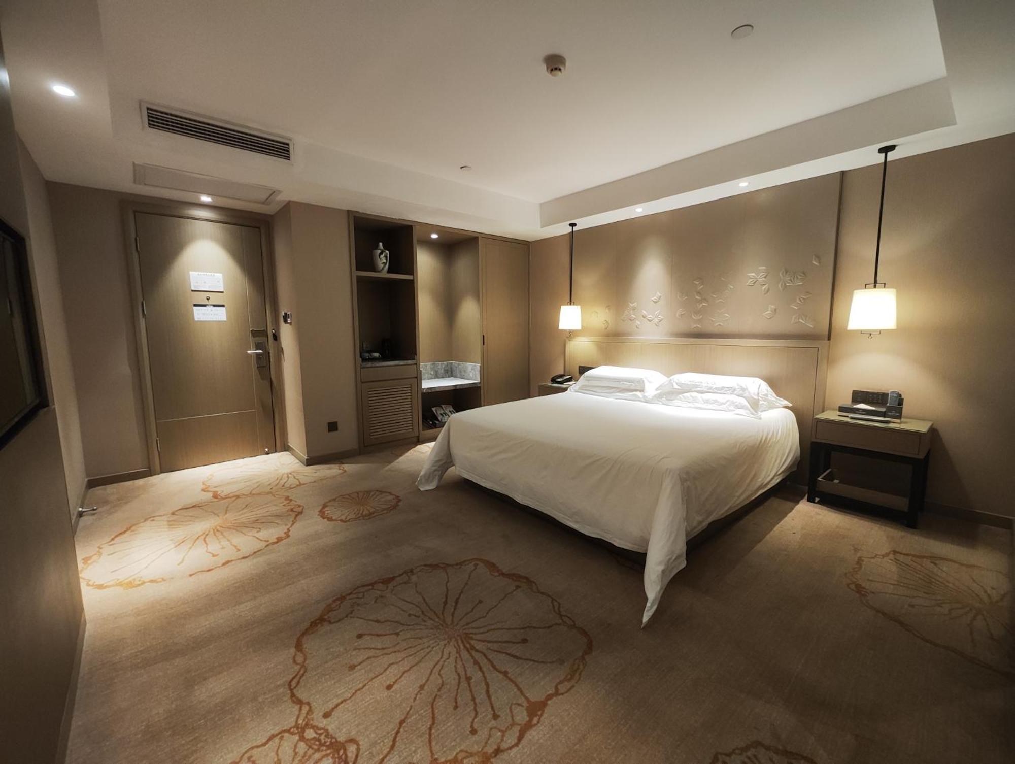 ยีวู บายแลนด์ สตาร์ โฮเต็ล Hotel อี้วู ภายนอก รูปภาพ